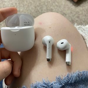RoHS-AirPods